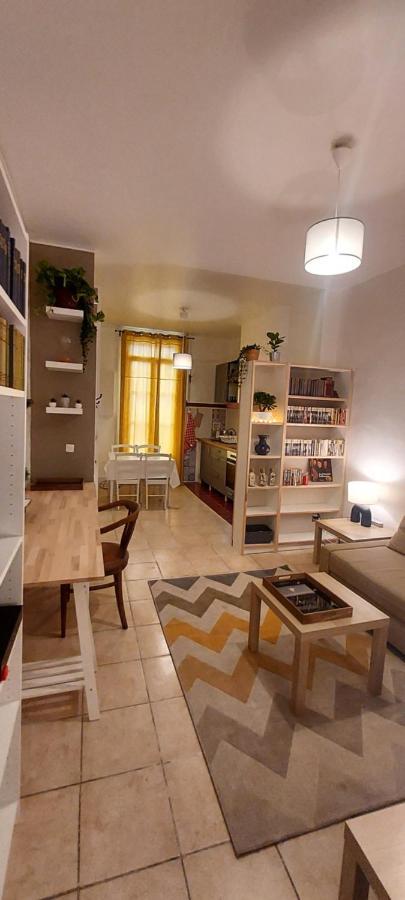 Bel Appartement Centre Ville Сет Екстер'єр фото